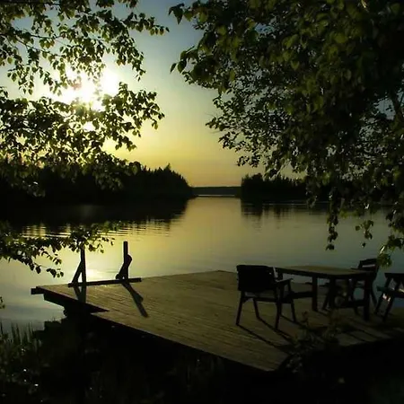 Niemi-kapee Sammal - Modern By The Naesijaervi Apartament Tampere