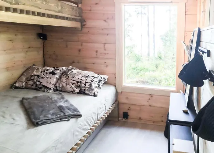 Niemi-kapee Sammal - Modern By The Naesijaervi * Тампере