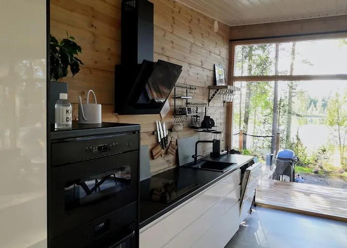 Niemi-kapee Sammal - Modern By The Naesijaervi Апартаменты Тампере