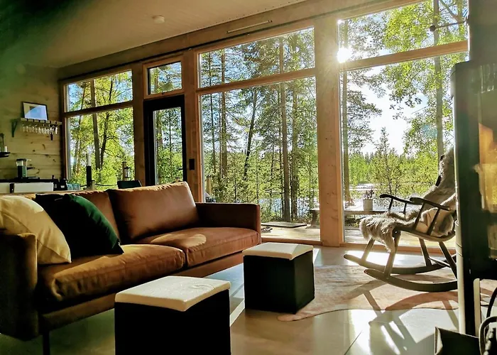 Niemi-kapee Sammal - Modern By The Naesijaervi * Тампере